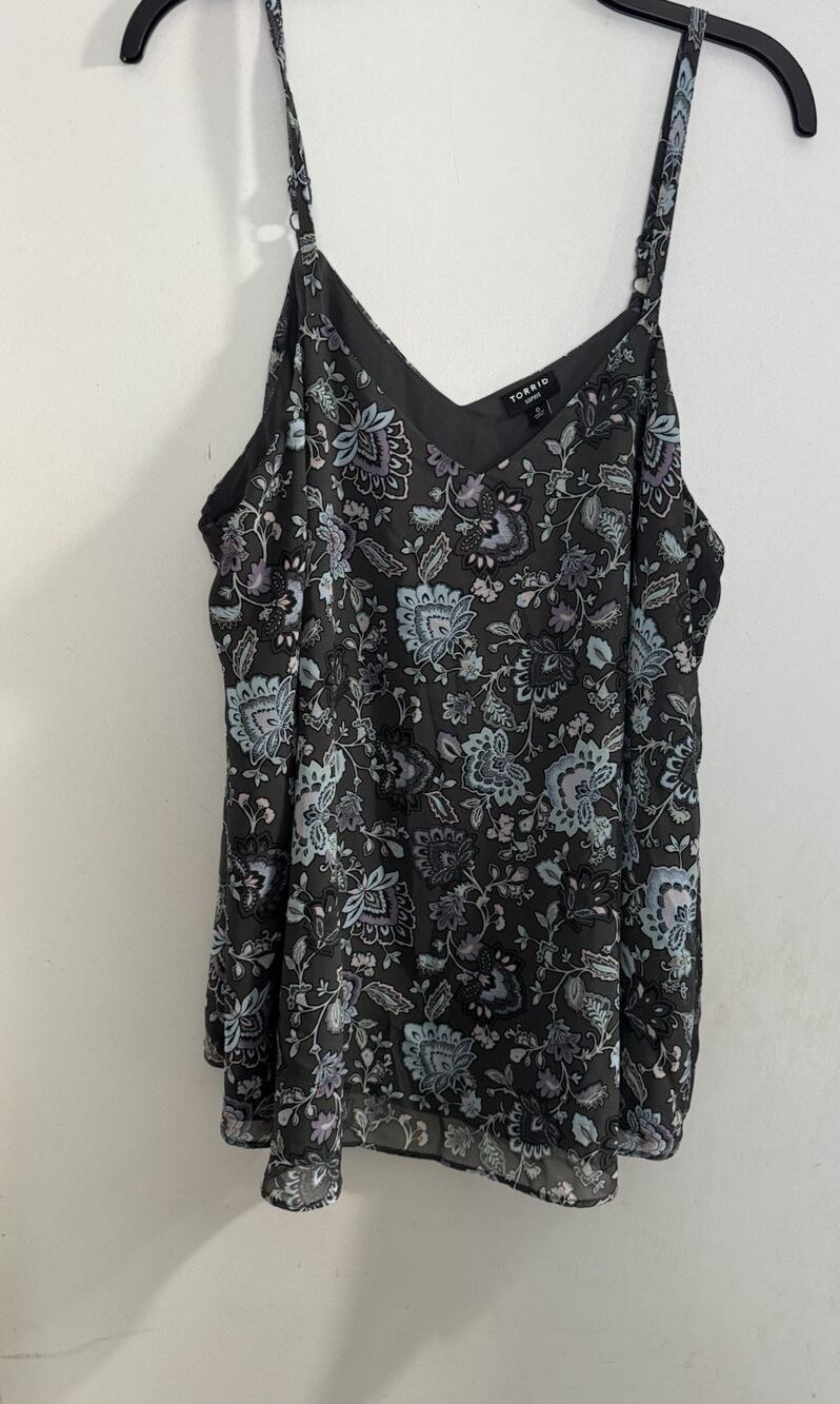 Torrid Women’s Plus Size 0 Sophie Gray Floral Swing Cami Tank Large Adj Straps